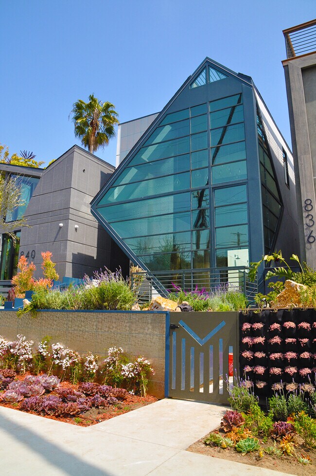 Foto del edificio - 838 California Ave