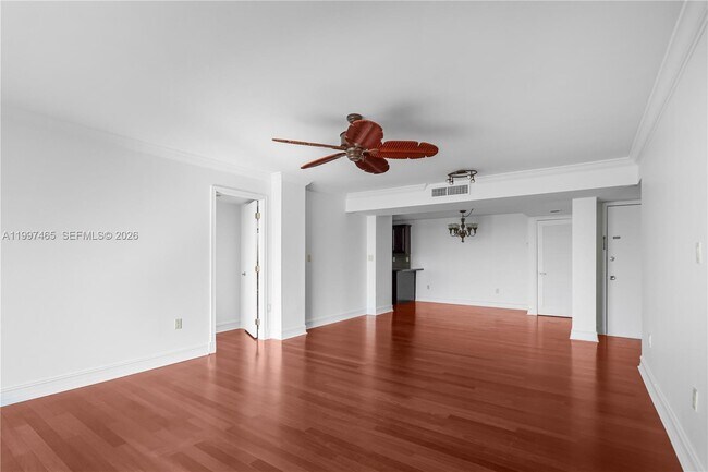 Foto del edificio - 2841 NE 163rd St