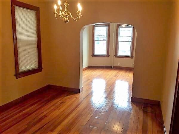 Living/dining/multi-purpose area - 71 W 16th St