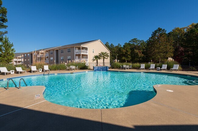 Foto del edificio - Waterford Apartments