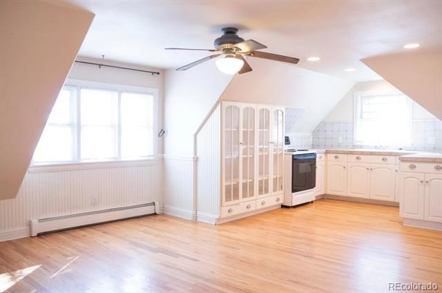 Foto del edificio - 1070 N Marion St