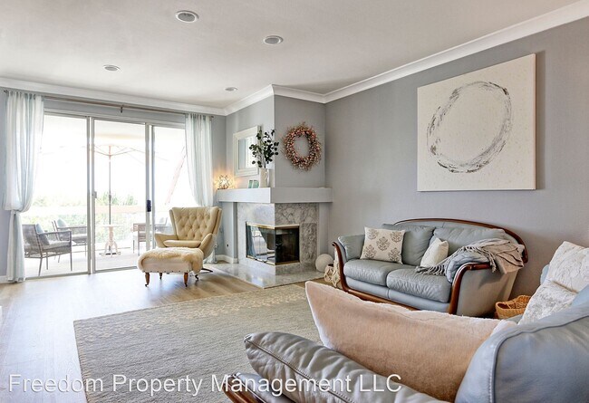 Building Photo - 2 br, 2.5 bath House - 72 Terra Vista