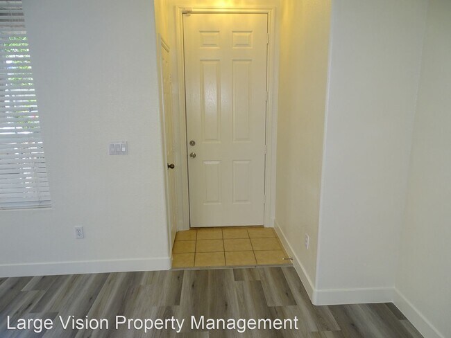 Foto del edificio - 3 br, 2.5 bath House - 7535 Grassy Bank St...