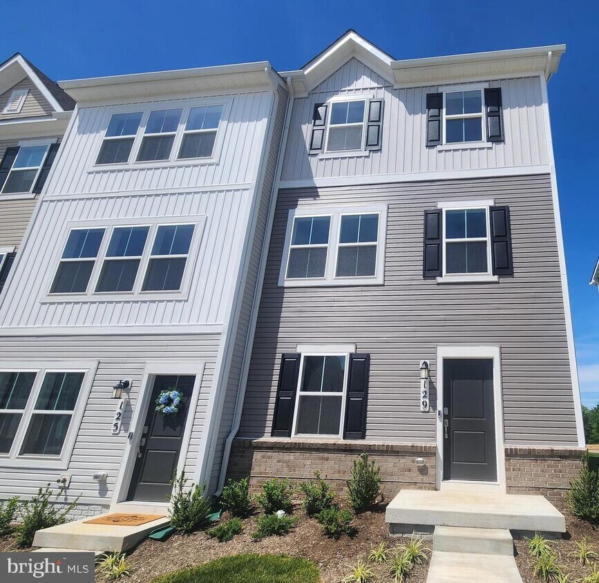 Foto principal - 129 Swan Fld Ave