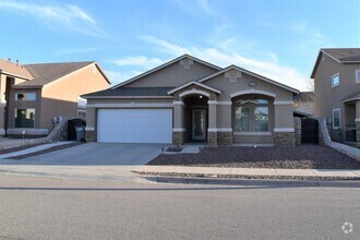 Building Photo - 14350 N Cave Dr