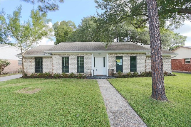 Building Photo - 5530 Bankside Dr