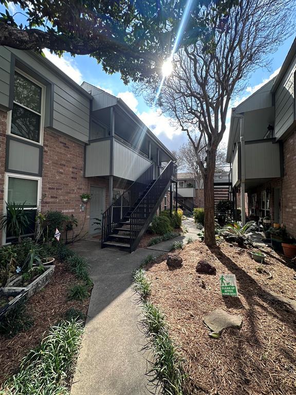 Foto principal - 4450 Sherwood Ln