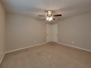 Building Photo - 15673 Briar Frst Dr