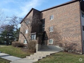 Building Photo - 660 Perrie Dr