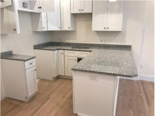 Foto principal - 877 Beacon St
