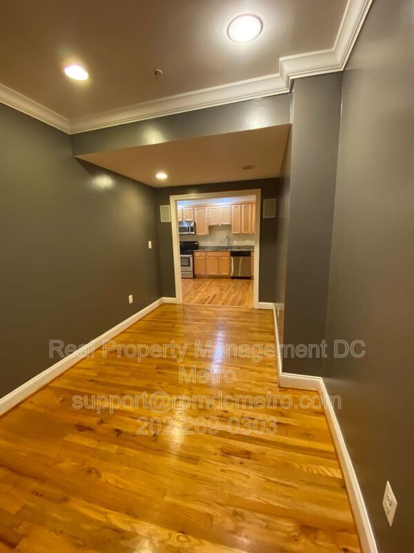 Building Photo - 1372 Randolph St NW