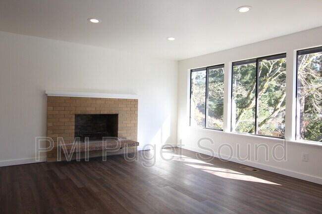 Foto del edificio - 4606 SE 4th Pl