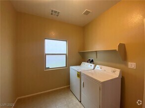 Building Photo - 9614 Vega Carpio Ave
