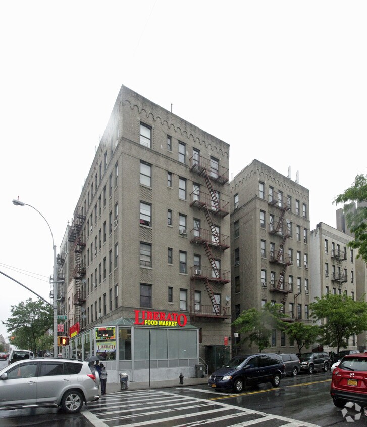 Building Photo - 515 W 183rd St