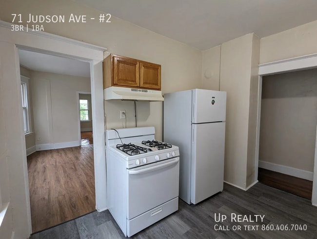 Building Photo - 71 Judson Ave