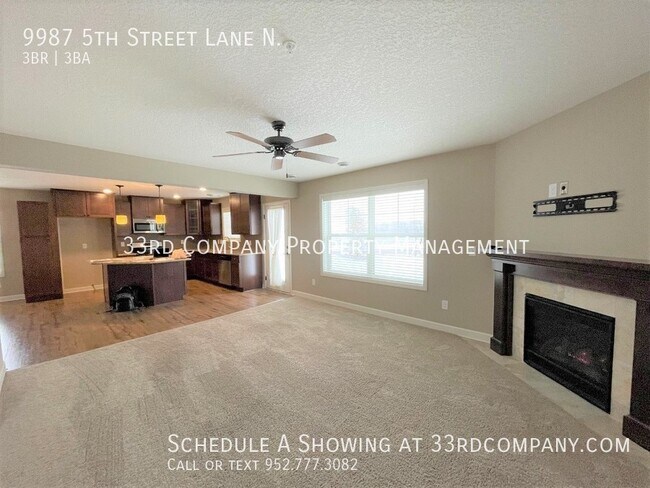 Building Photo - Beautiful 3 Bedroom, 2 Story End Unit Town...