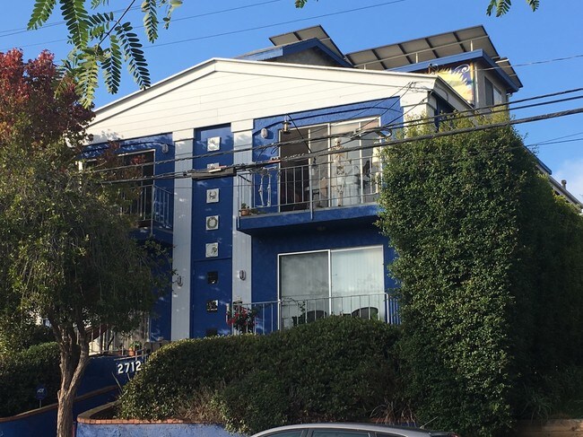 2712 Highland Avenue - 2712 Highland Ave