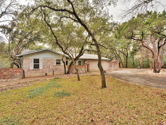 Building Photo - 5903 Burlington Ct