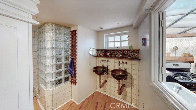 Foto del edificio - 274 Diamond St