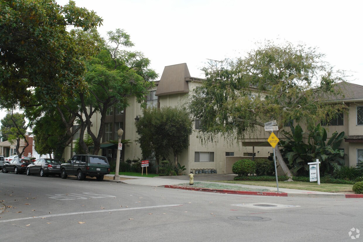 Foto del edificio - 721 N Isabel St