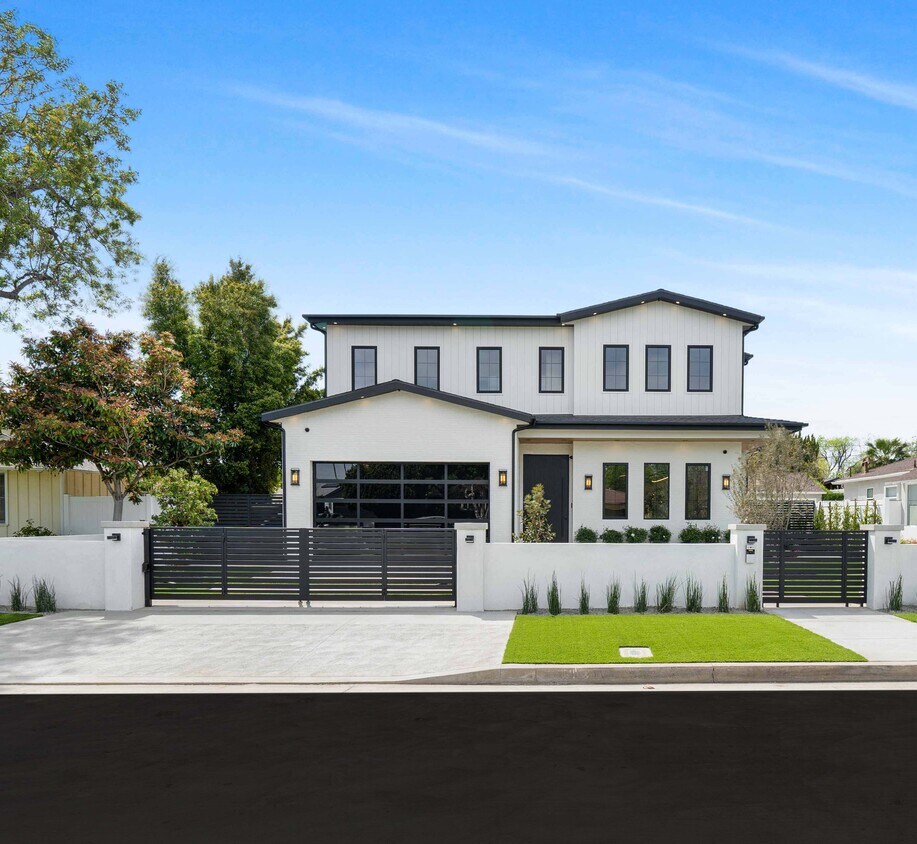 Foto principal - 4919 Mammoth Ave