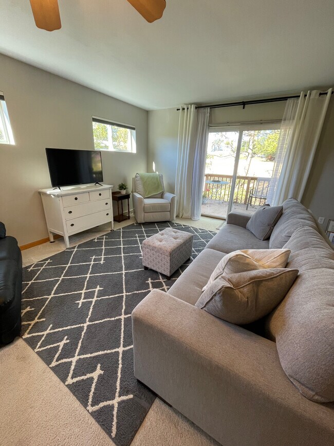 Foto del edificio - 1417B 2nd St