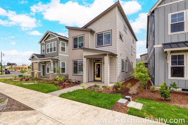 Foto del edificio - *NEW Construction* Stunning 3BD, 2.5 BA* S...