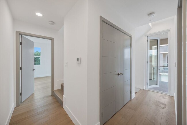 Foto del edificio - 12671 9th St