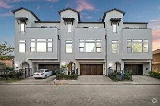 Building Photo - 407 Fowler St