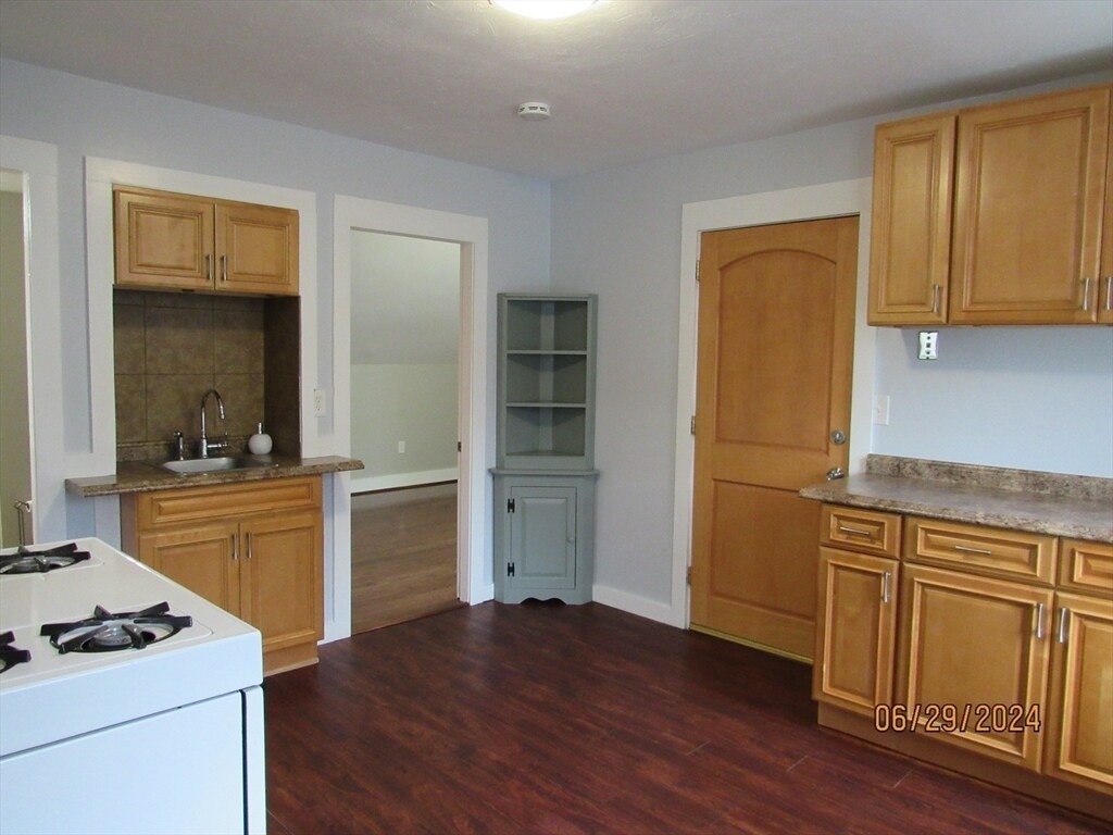 Foto principal - 6-1/2 Whittier St