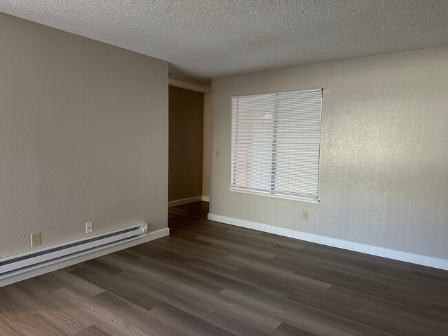 Building Photo - One Bedroom For Rent