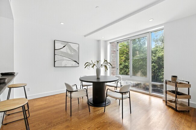 Foto del edificio - 152 Withers St
