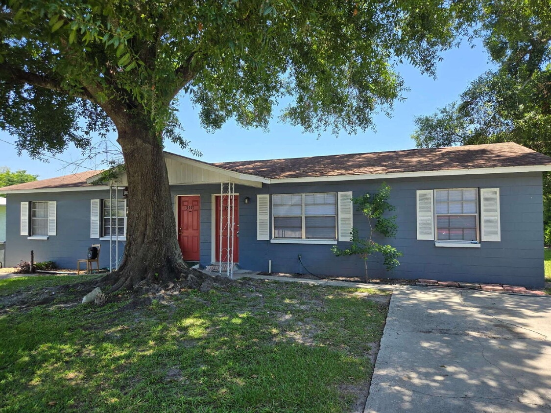 Primary Photo - 3515-3517 Rose Rd