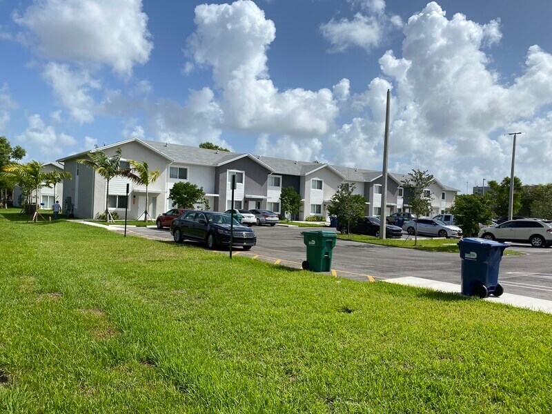 2754-2791 NW 191st Terrace - 2754-2791 NW 191st Terrace