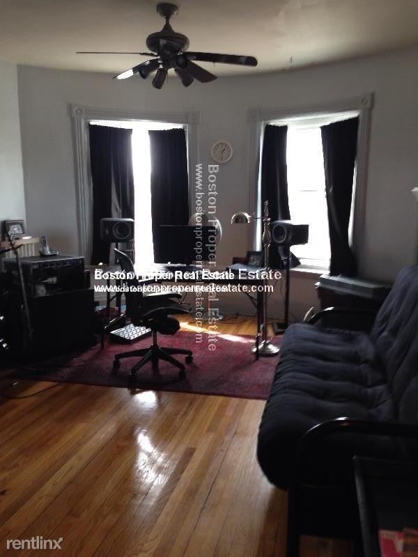 Foto del edificio - Studio, 1 bath  - 1091 Boylston St # 422