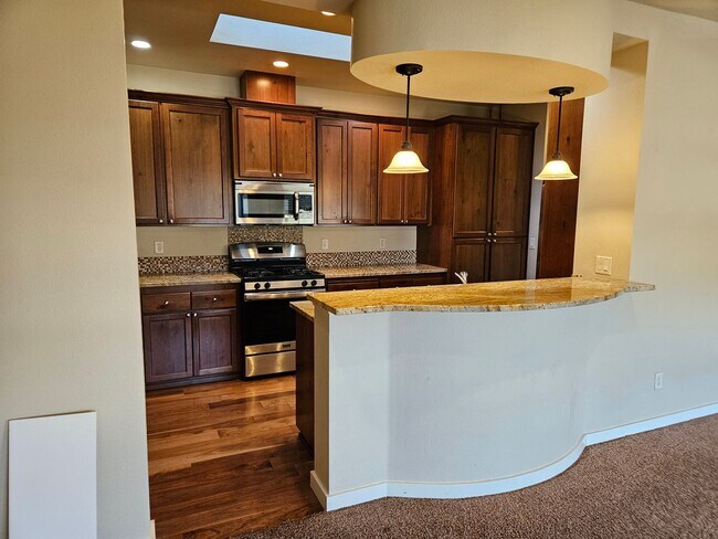 Foto del edificio - 3Bd/2Ba Two story townhouse - Available soon!