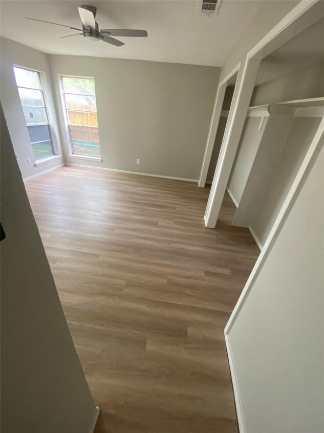 Building Photo - 17023 Quail Bend Dr