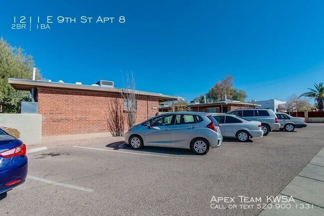 Building Photo - 1211 E 9th St