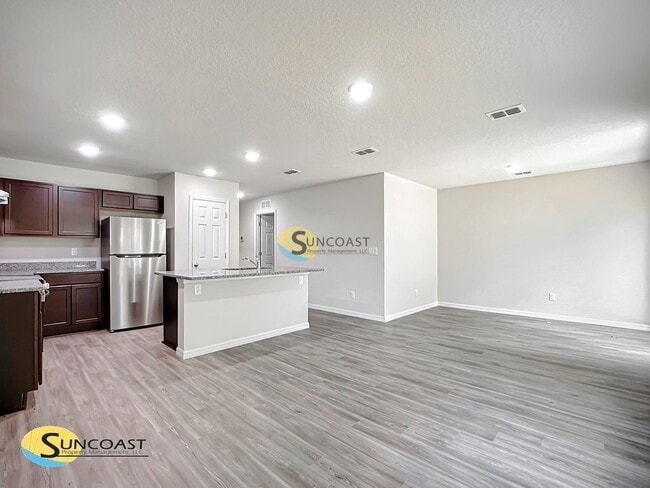 Building Photo - 40 Seathorn Path