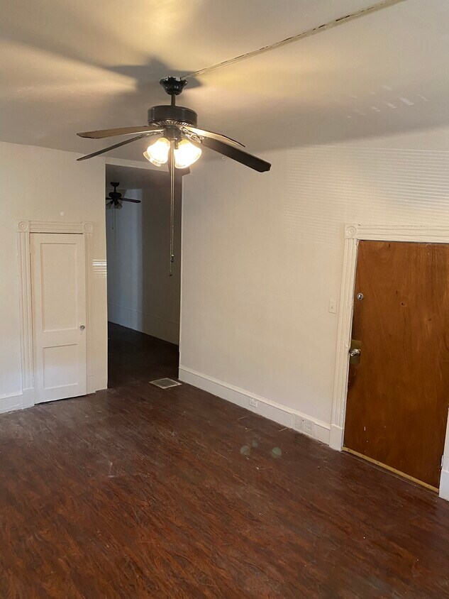 Primary Photo - 5709 Thomas Avenue, Unit 1st floor