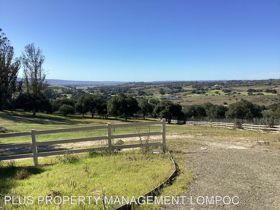 1813 Tularosa Rd, Lompoc, CA 93436 House Rental in Lompoc, CA
