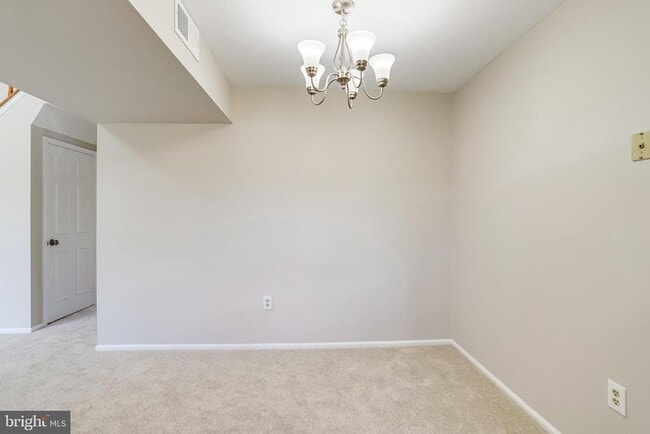 Building Photo - 7758 New Providence Dr