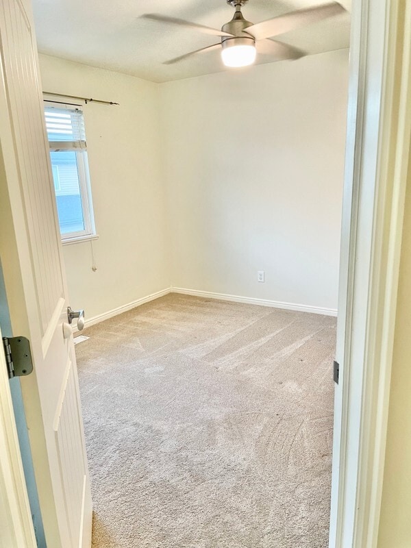 Building Photo - 484 W 1490 N