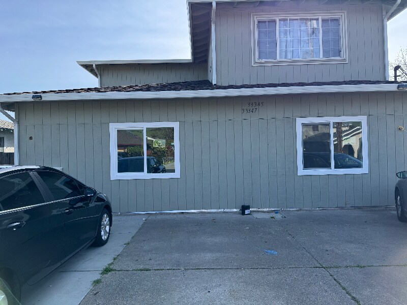 Foto principal - 33343 5th St