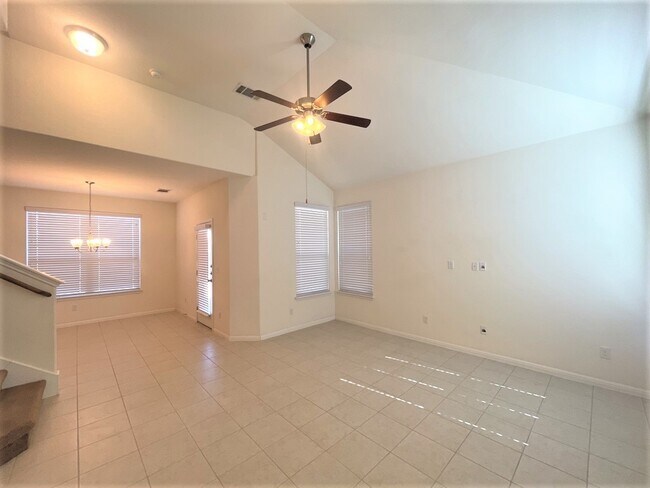 Foto del edificio - 153 Pine Island Ln