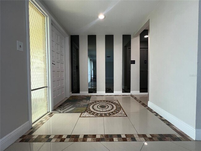 Foto del edificio - 4172 48th Ave S