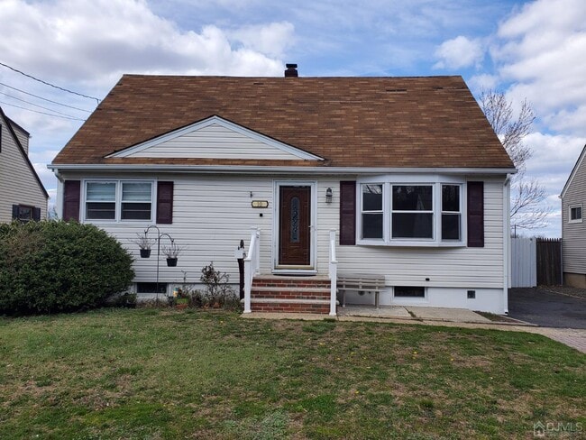 Building Photo - 10 Barkalow St