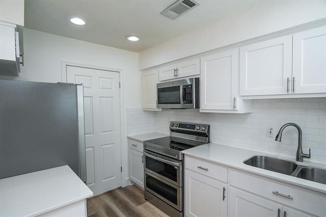 Foto del edificio - 1100 Calico Ln