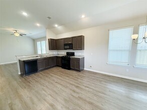 Building Photo - 14613 E Pine Heart Dr
