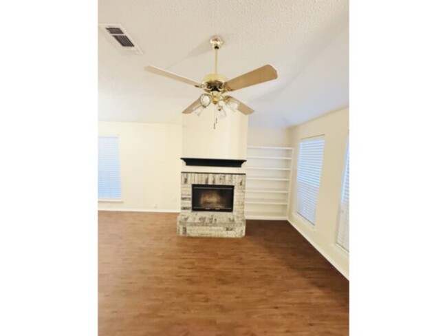 Foto del edificio - 3 BEDROOM IN MESQUITE****